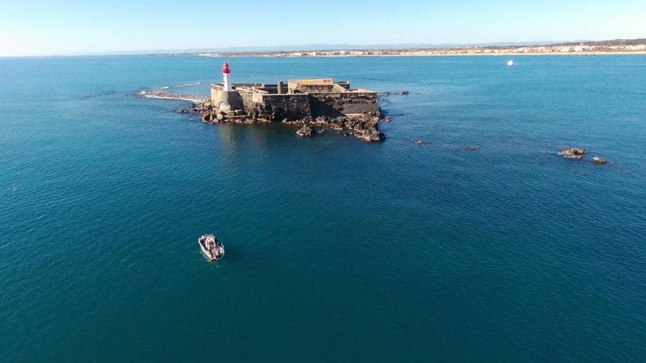 Appartement Vue Exceptionnelle Sur La Mer, Piscine, Parking Prive - Sur L'Ile Des Pecheurs Agde Kültér fotó